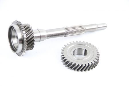 Input Gear 32200-VH095 for NISSAN - The NISSAN Input Gear 32200-VH095 features gear ratios of 24S/21T/42T and a 32T gear. It is designed for specific NISSAN applications, optimizing gear synchronization and transmission performance.